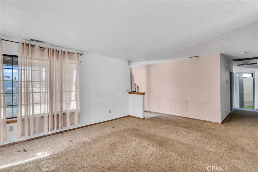 7633 I Avenue Hesperia, CA 92345 - Photo 4 of 22 a view of an empty room