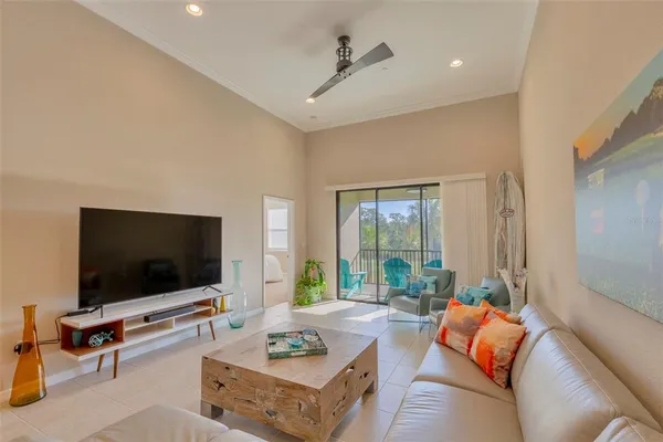 $380,000 | 13816 Messina Loop, Unit 203, Bradenton, FL 34211