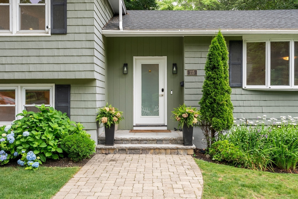 115 Ridge Street Arlington, MA 02474 - Photo 29 of 39 Gallery Image 29