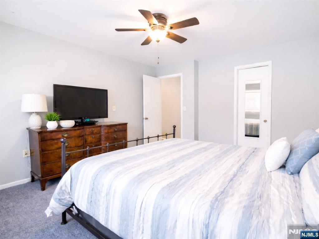 2111 Hilltop Road Mahwah, NJ 07430 - Photo 15 of 18