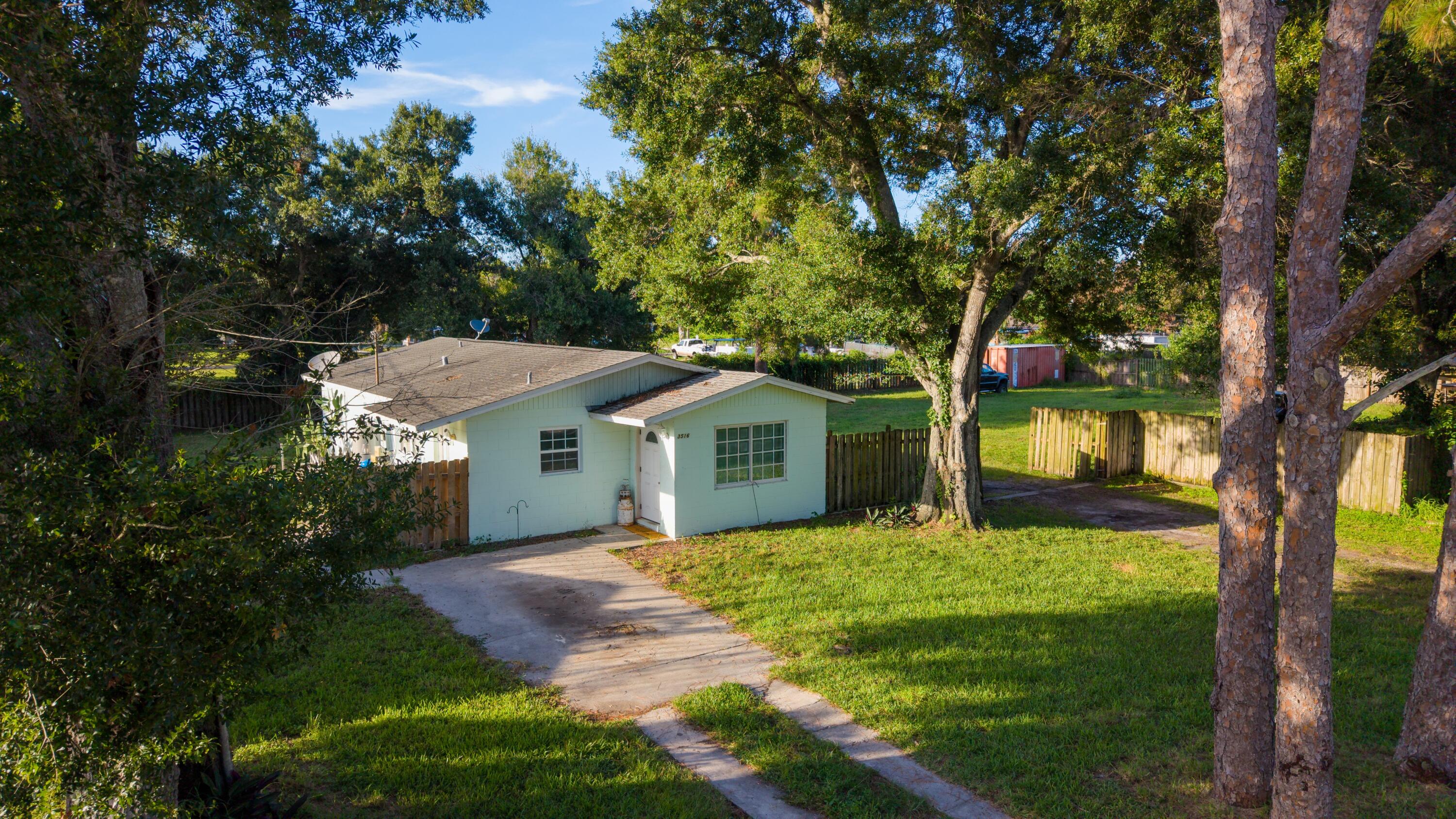 3516 Ave F Fort Pierce, FL 34947 - Photo 13 of 13 Front Enterance