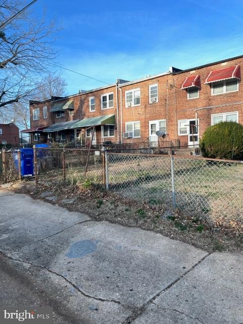 1020 Wicklow Road Baltimore, MD 21229 - Photo 2 of 21