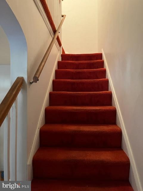 1020 Wicklow Road Baltimore, MD 21229 - Photo 6 of 21