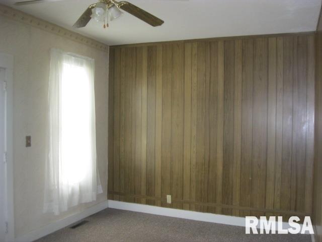 308 North 3rd Street Clinton, IA 52732 - Photo 6 of 11 Gallery Image 6