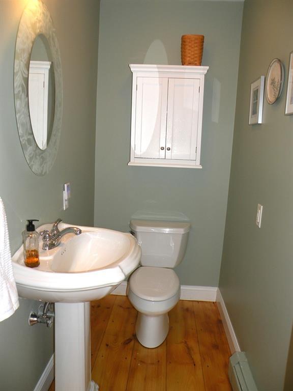 76 Tide Mill Road Portland, ME 04102 - Photo 18 of 33 First floor powder room