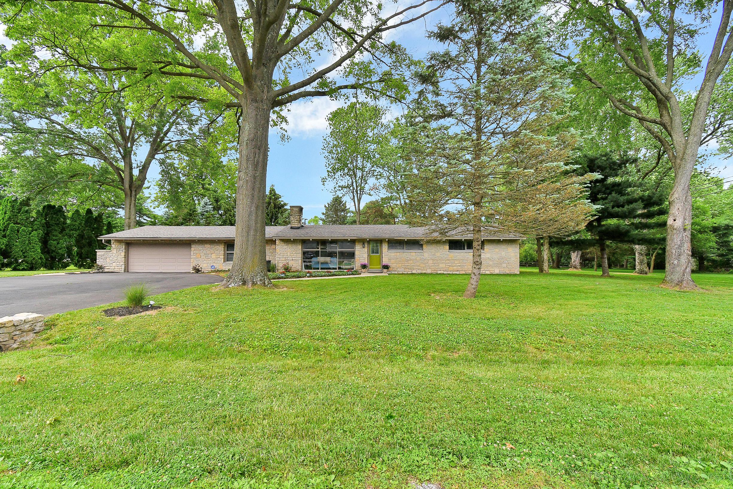 3270 Polley Road Columbus, OH 43221 - Photo 1 of 38 Gallery Image 1