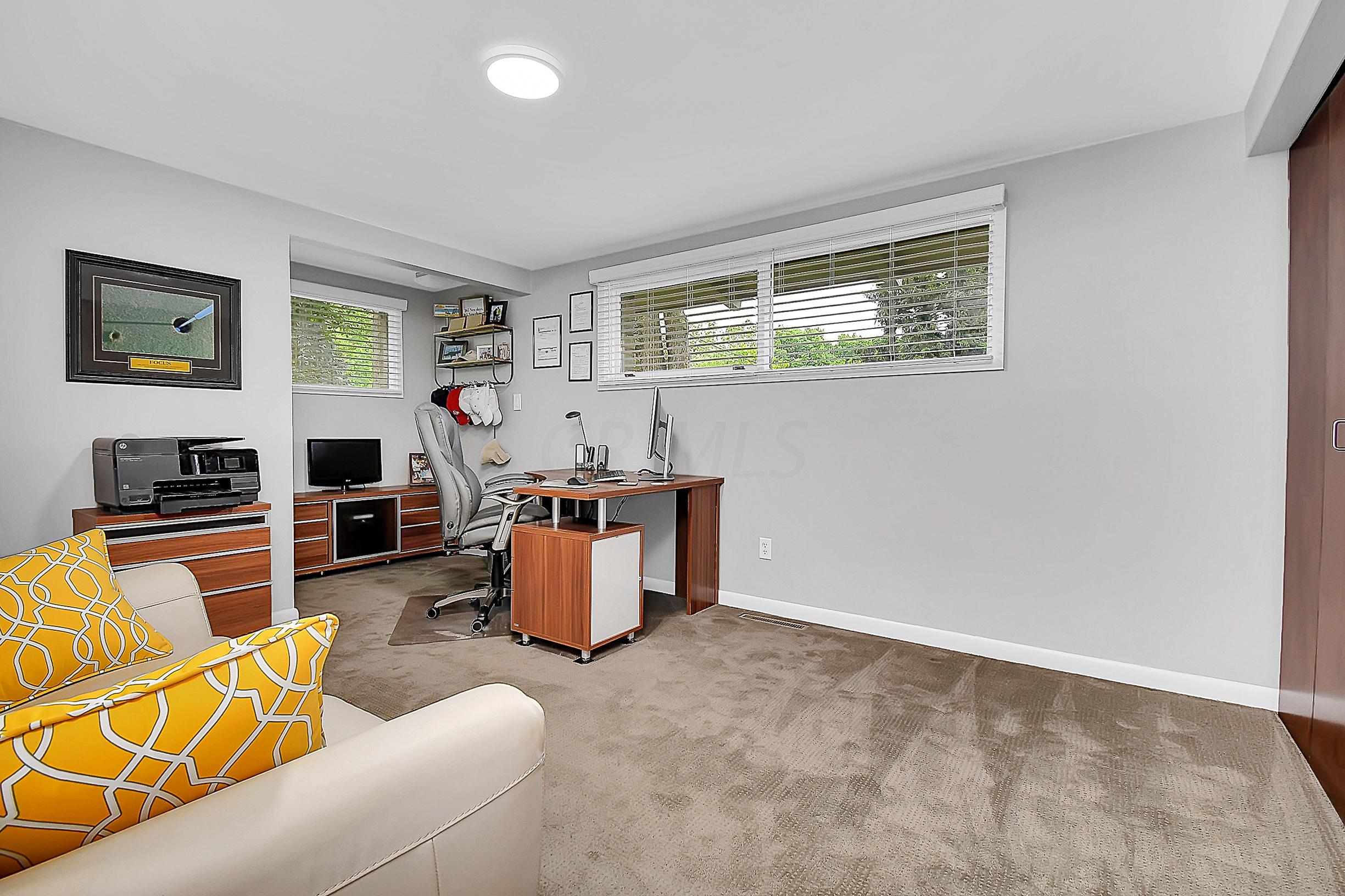 3270 Polley Road Columbus, OH 43221 - Photo 23 of 38 Gallery Image 23