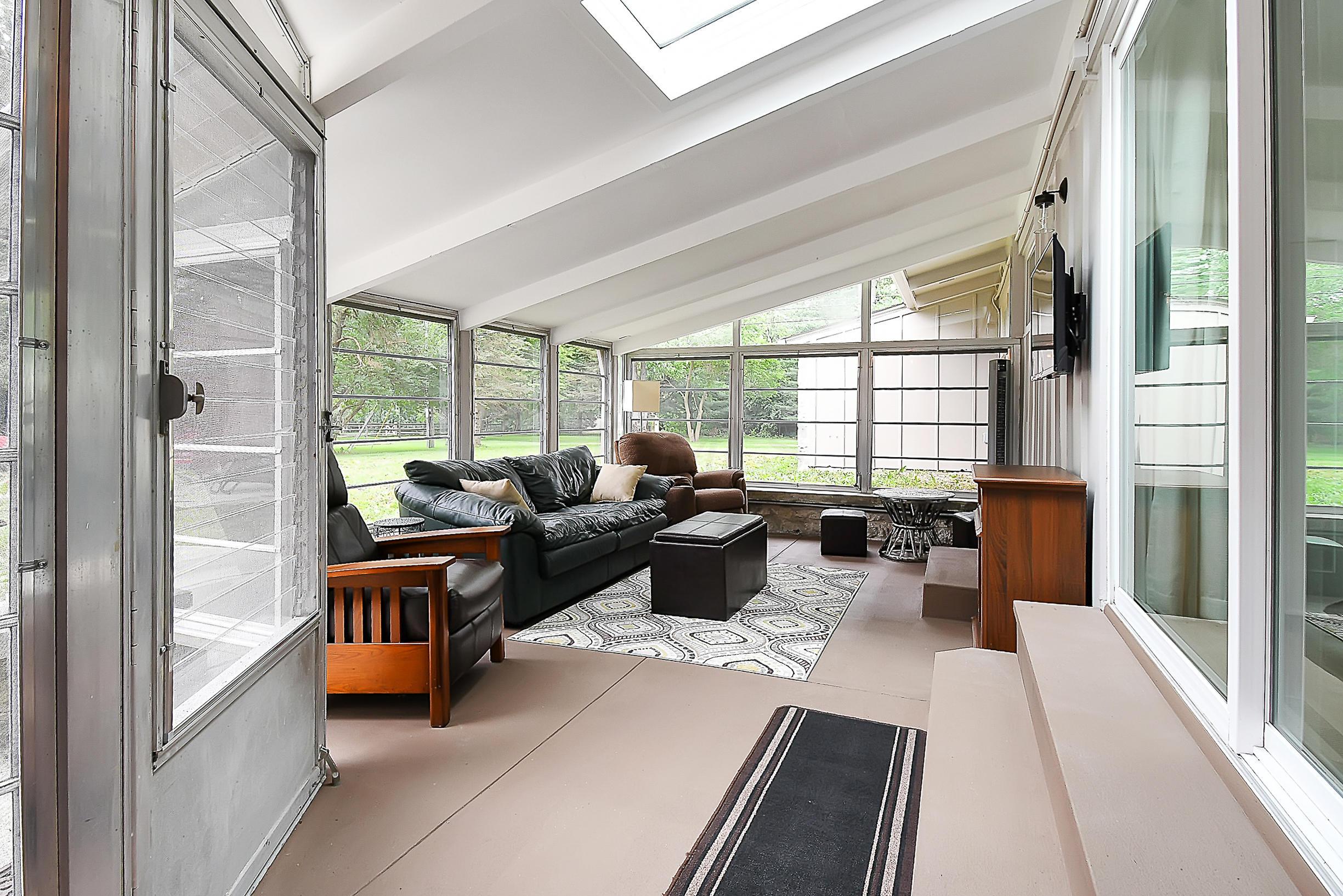 3270 Polley Road Columbus, OH 43221 - Photo 32 of 38 Gallery Image 32