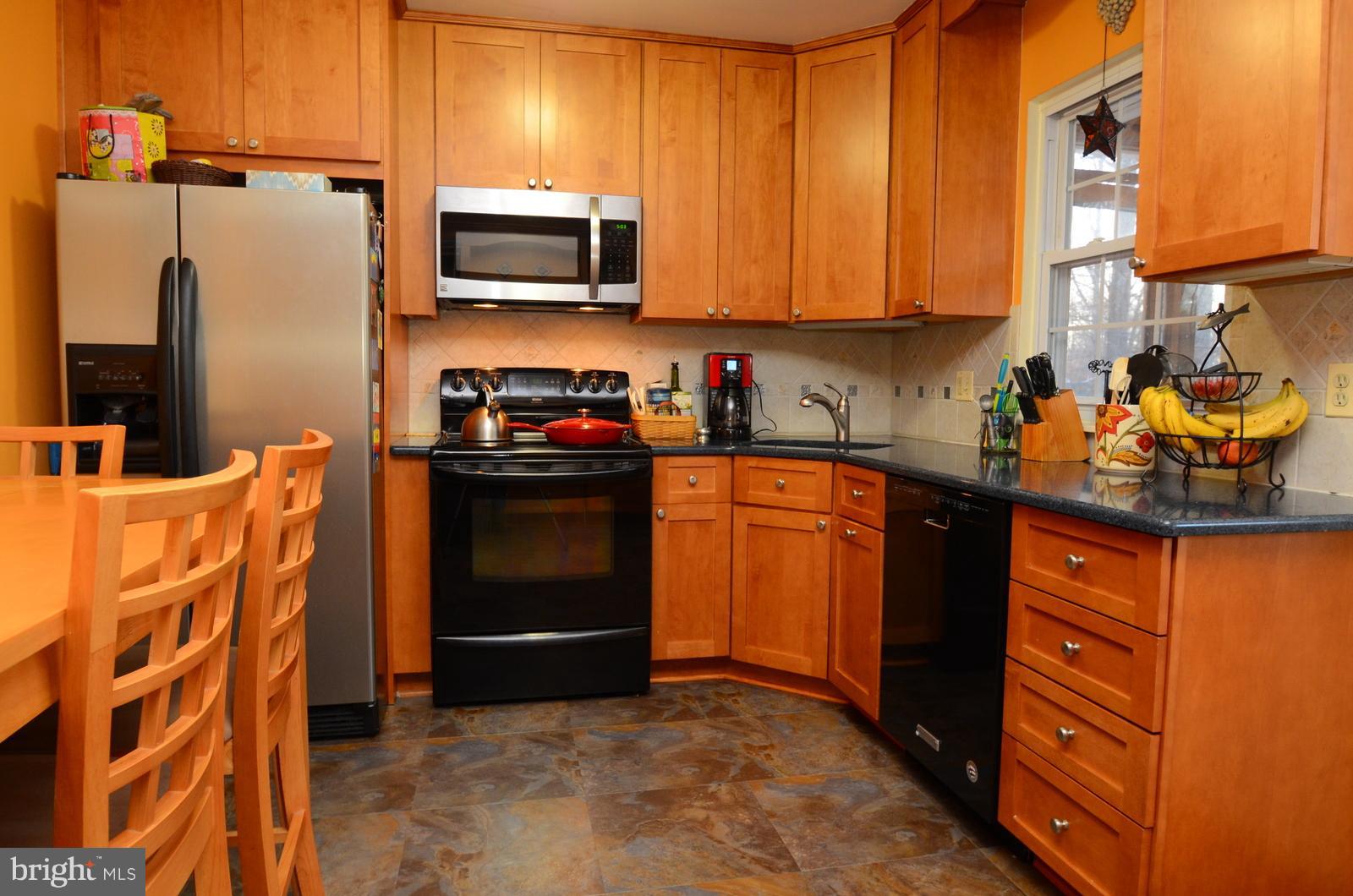 3718 Nile Road Davidsonville, MD 21035 - Photo 16 of 26 Renovated Kitchen: Updated cabinets & Granite