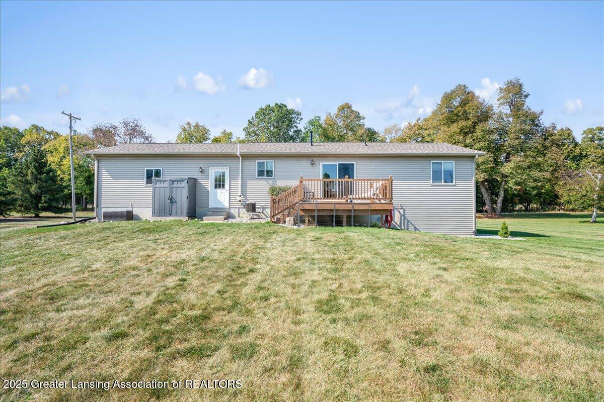 2093 Gale Road Eaton Rapids, MI 48827 - Photo 21 of 31 27-Media Jett - 36