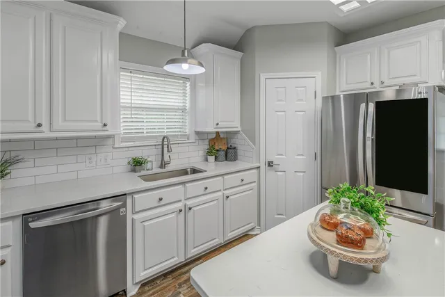 $398,000 | 6201 Cromwell Court, Bryan, TX 77802