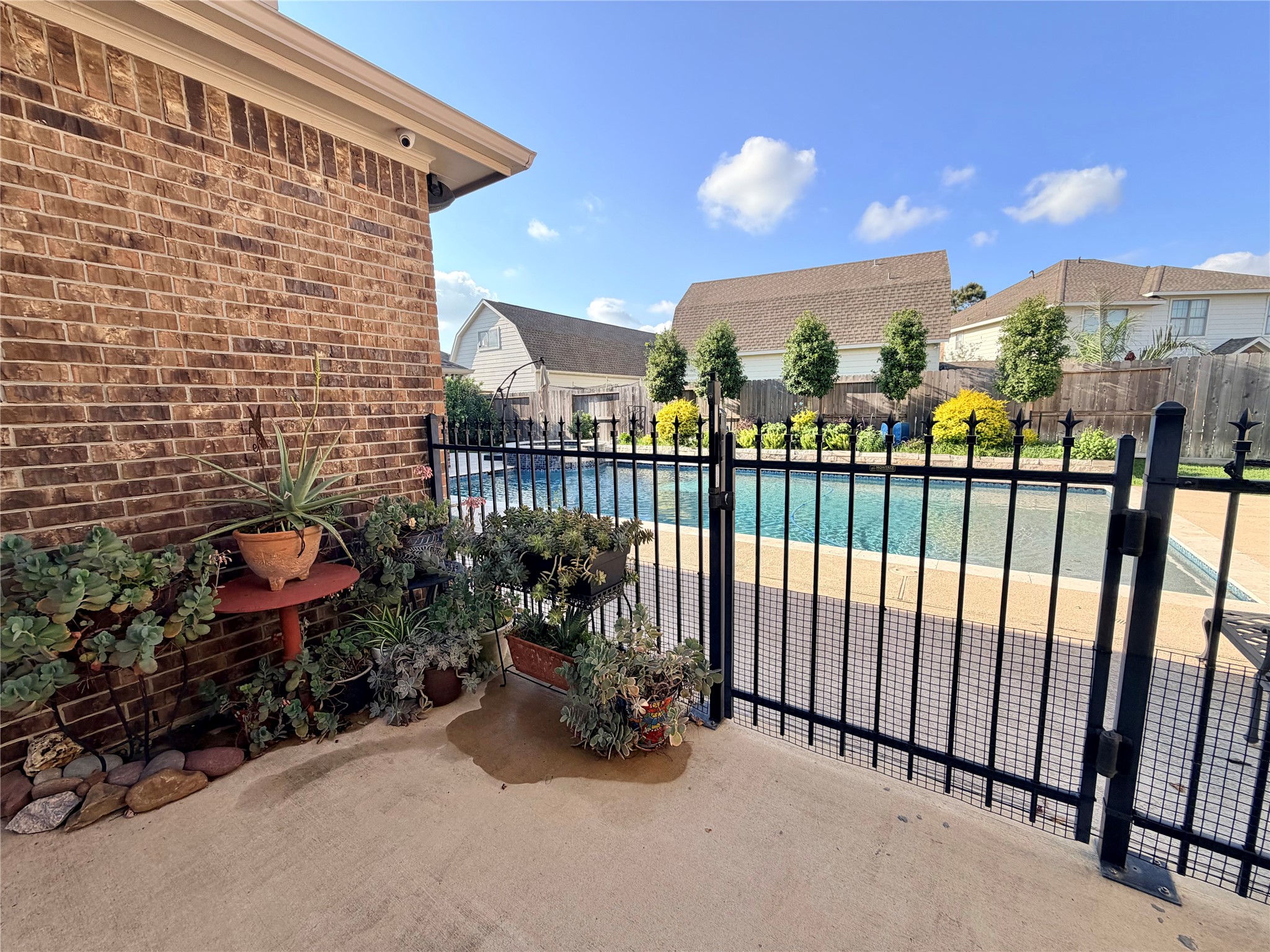 2020 Douglas Road League City, TX 77573 - Photo 3 of 50