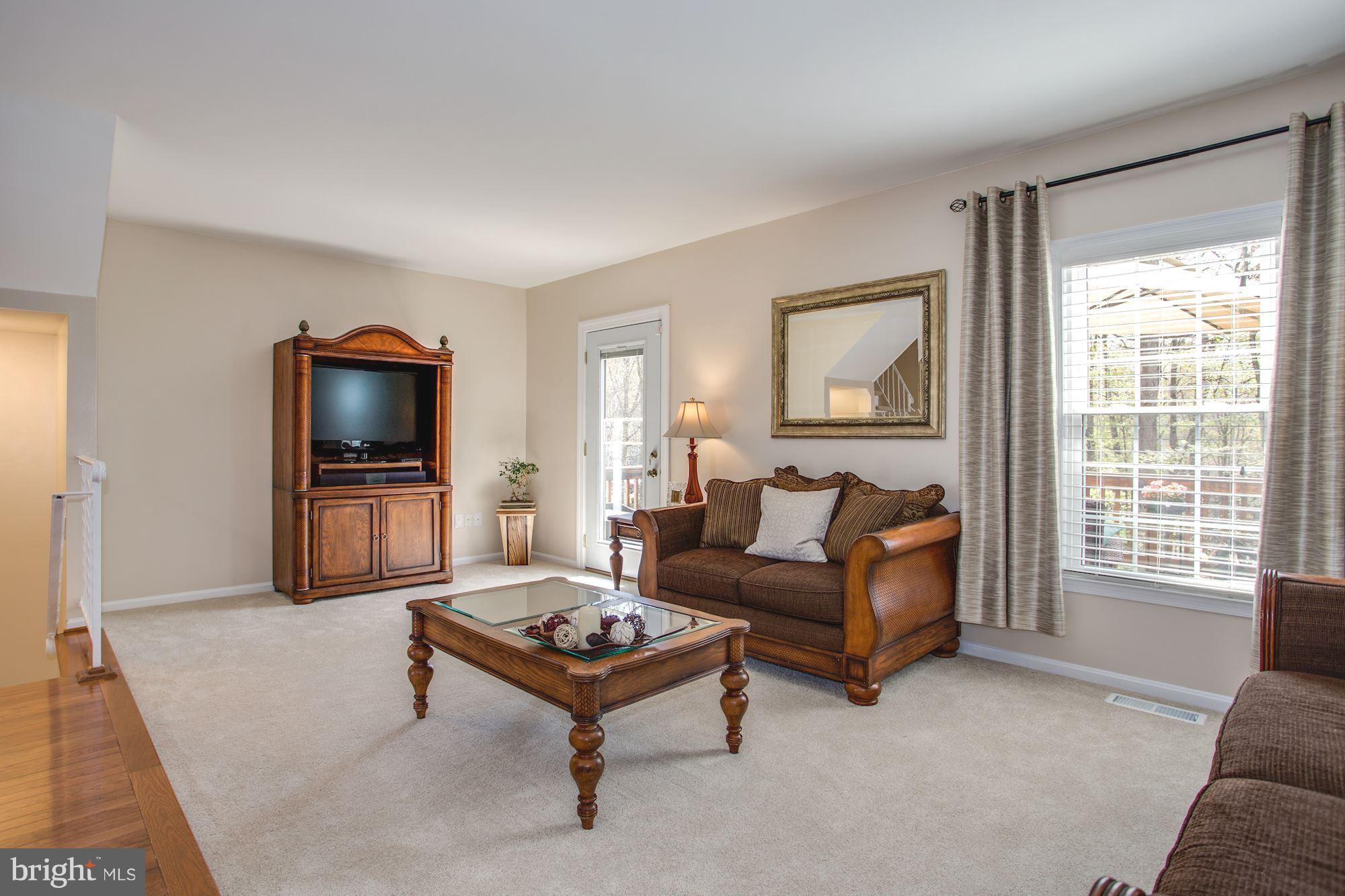 7328 Spring View Court Springfield, VA 22153 - Photo 12 of 30 Living Room