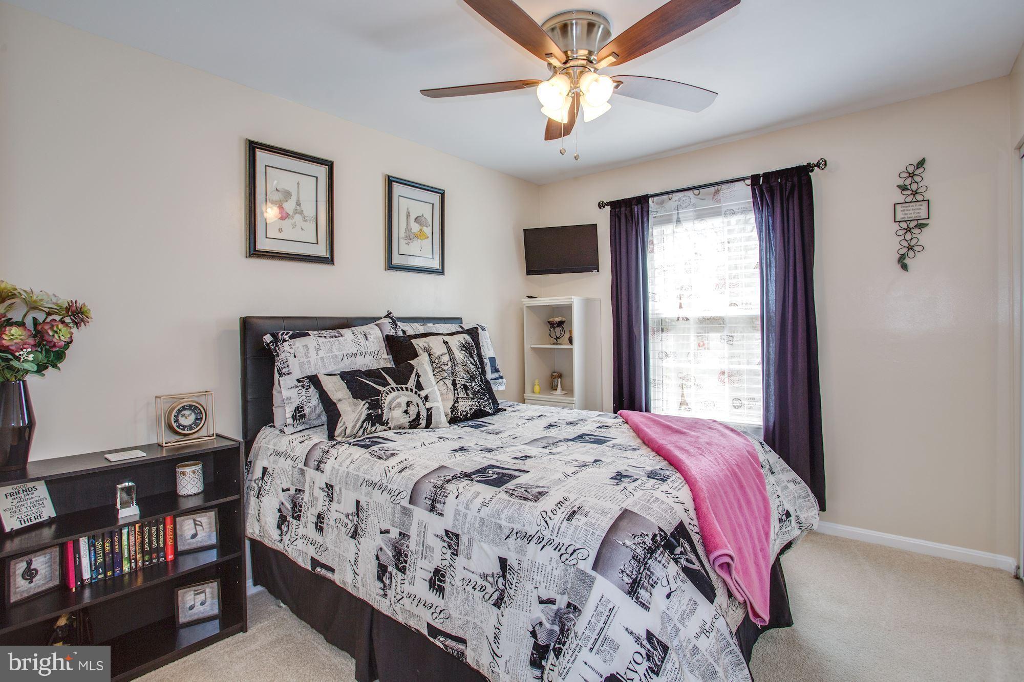 7328 Spring View Court Springfield, VA 22153 - Photo 17 of 30 Second bedroom