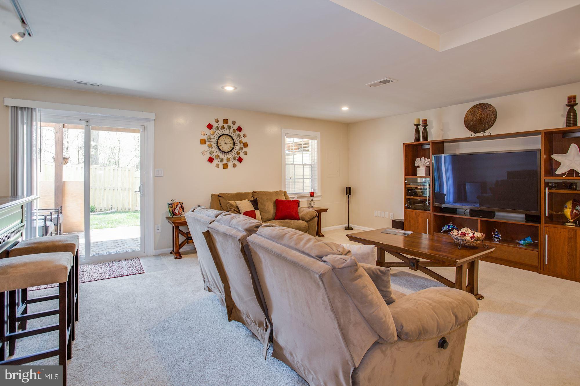 7328 Spring View Court Springfield, VA 22153 - Photo 20 of 30 Come relax and watch the game!