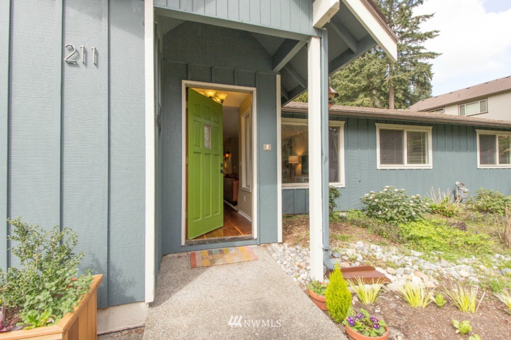 211 225th Place Southeast Bothell, WA 98021 - Photo 3 of 24
