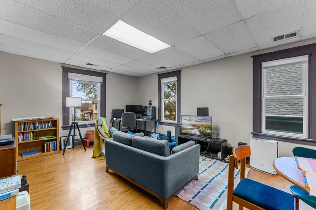 $550,000 | 1523 3rd Street Northeast, Minneapolis, MN 55413