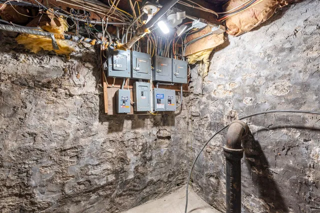 $550,000 | 1523 3rd Street Northeast, Minneapolis, MN 55413