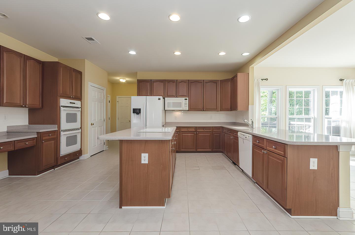 67 Rivanna Run Falling Waters, WV 25419 - Photo 4 of 77 Gallery Image 4