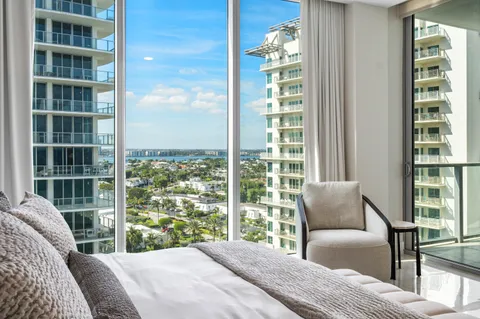 $2,100,000 | 3100 North Ocean Drive, Unit H1209, Singer Island, FL 33404