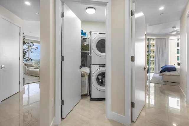 $2,100,000 | 3100 North Ocean Drive, Unit H1209, Singer Island, FL 33404