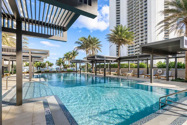 $2,100,000 | 3100 North Ocean Drive, Unit H1209, Singer Island, FL 33404