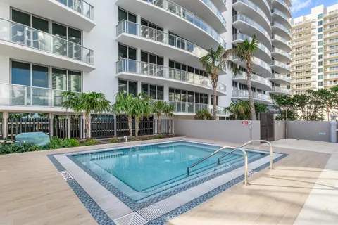 $2,100,000 | 3100 North Ocean Drive, Unit H1209, Singer Island, FL 33404