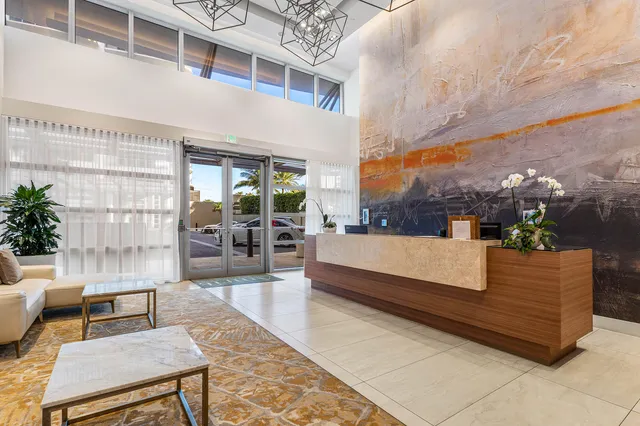 $2,100,000 | 3100 North Ocean Drive, Unit H1209, Singer Island, FL 33404