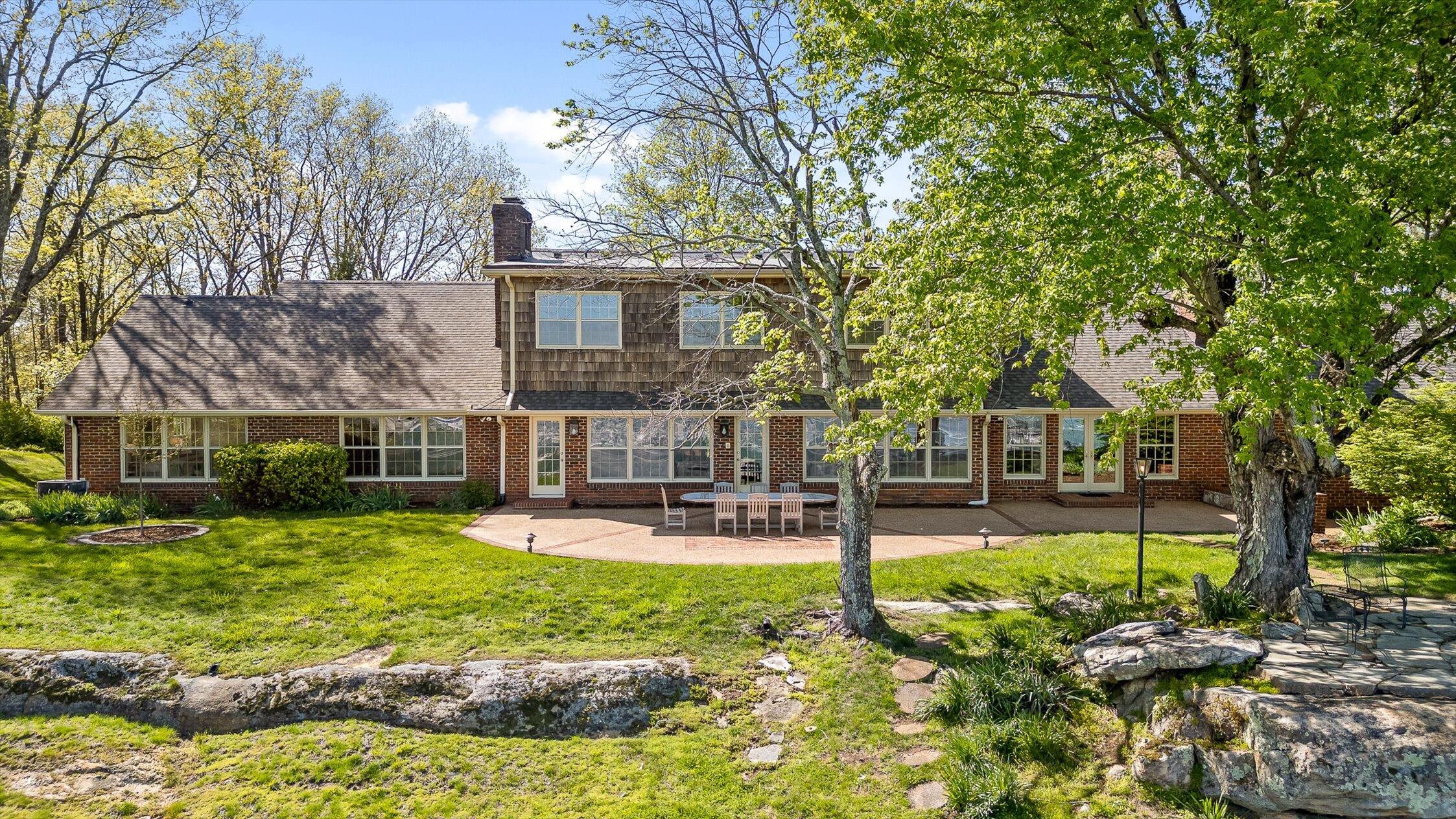 1116 Cumberland Road Chattanooga, TN 37419 - Photo 6 of 63 61-Cumberland-61