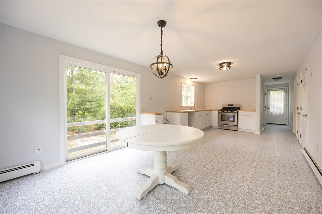 21 Shannon Way Barnstable, MA 02632 - Photo 12 of 36