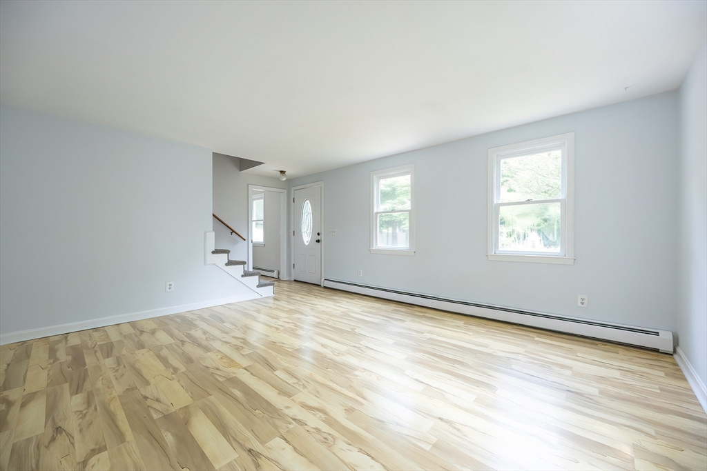 21 Shannon Way Barnstable, MA 02632 - Photo 14 of 36