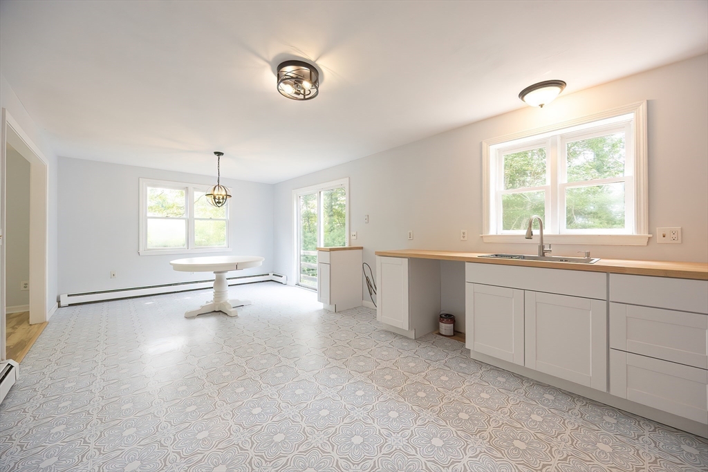 21 Shannon Way Barnstable, MA 02632 - Photo 6 of 36