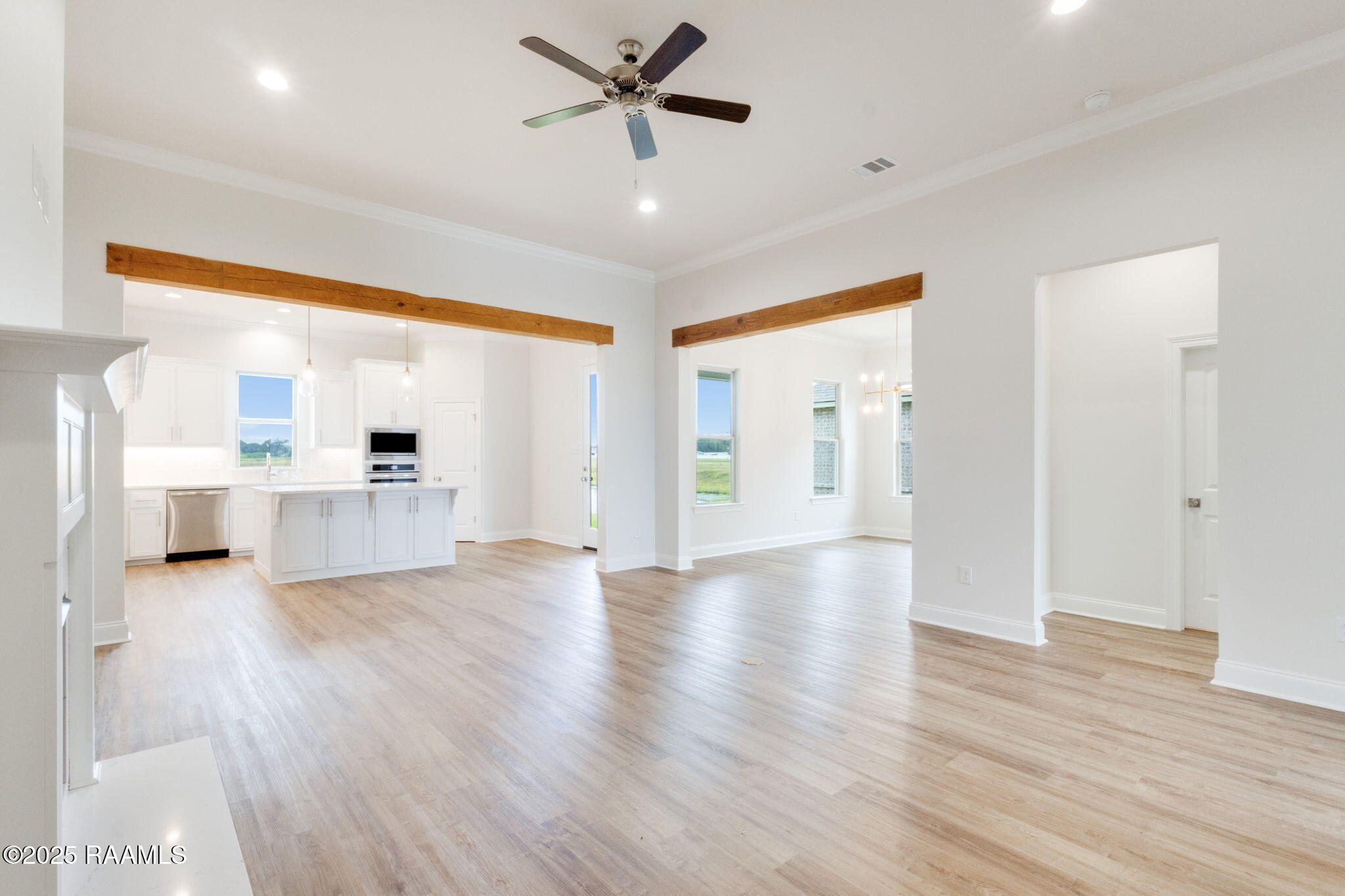 318 Sweet Harvest Road Youngsville, LA 70592 - Photo 2 of 20 6-web-or-mls-306 Sweet Harvest-6