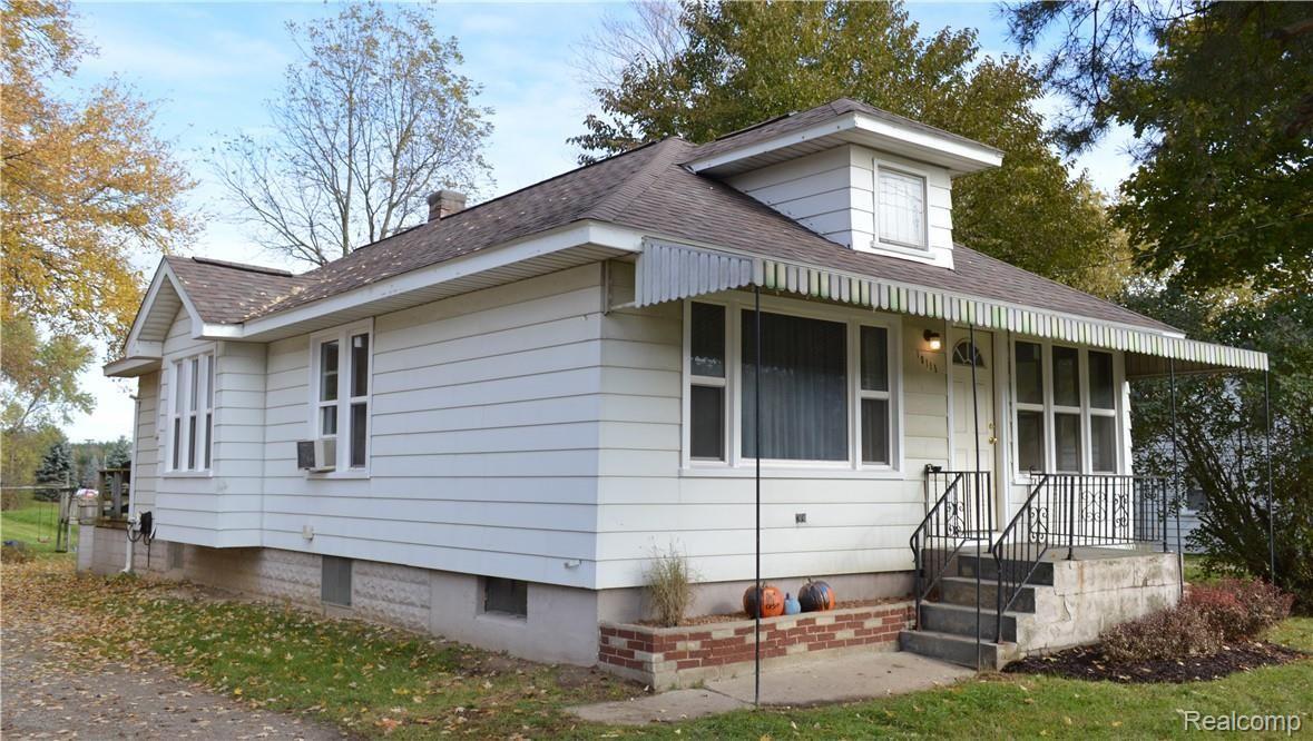 10115 Lapeer Road Davison, MI 48423 - Photo 2 of 24 DSC_0083.JPG