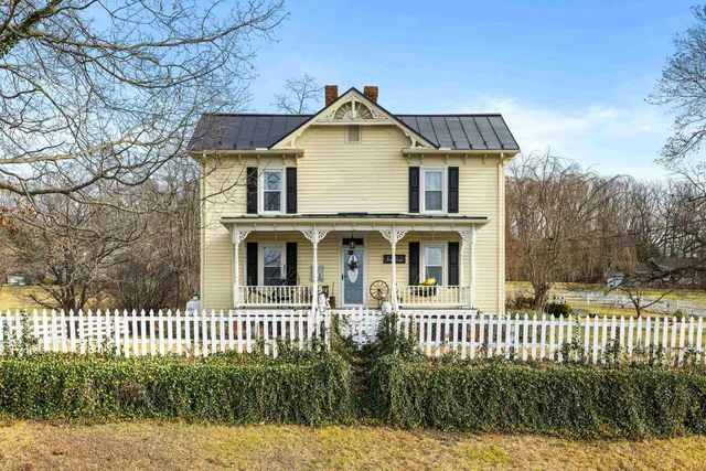 $539,900 | 955 Entry School Road, Fishersville, VA 22939