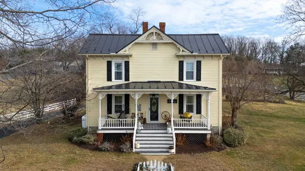 $539,900 | 955 Entry School Road, Fishersville, VA 22939
