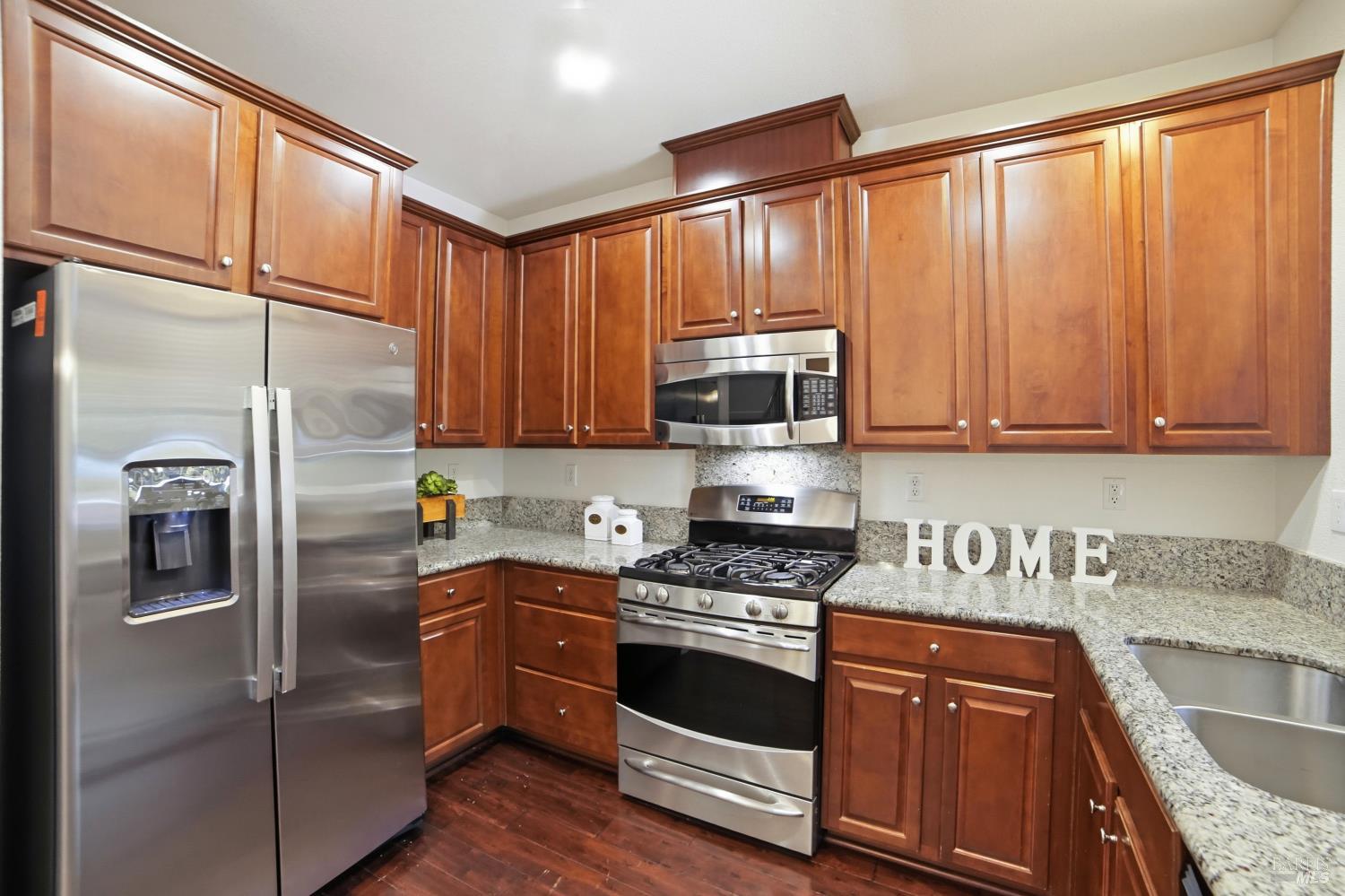 2216 Bell Flower Lane Santa Rosa, CA 95404 - Photo 6 of 39
