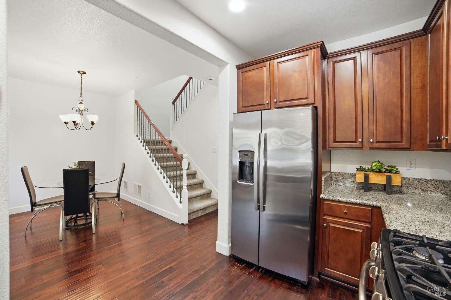 2216 Bell Flower Lane Santa Rosa, CA 95404 - Photo 7 of 39