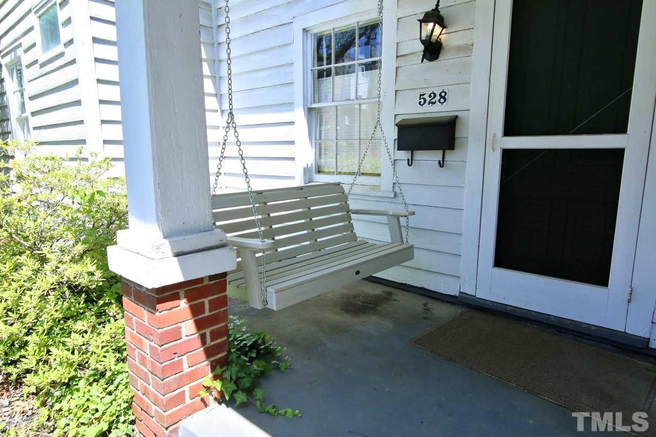 526 North Person Street Raleigh, NC 27604 - Photo 4 of 25