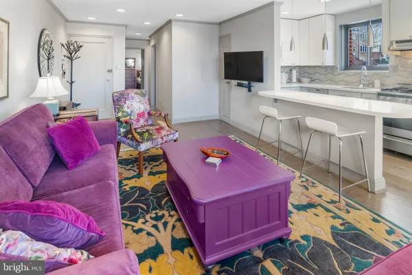 $2,700 | 1593 North Colonial Terrace, Unit 306X, Arlington, VA 22209
