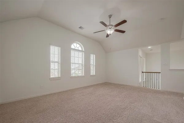 $2,500 | 2261 Oak Cir Drive North, Conroe, TX 77301