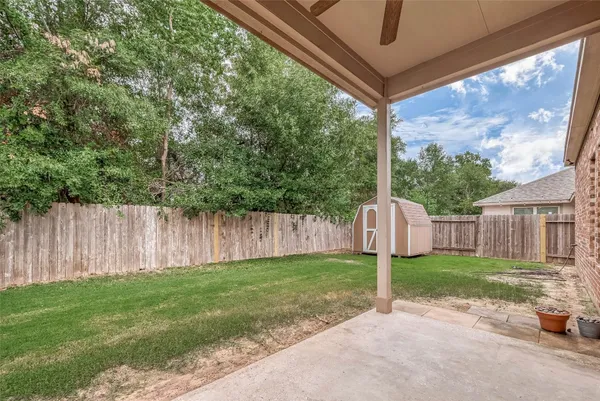 $2,500 | 2261 Oak Cir Drive North, Conroe, TX 77301