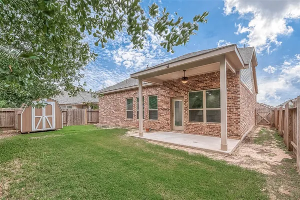 $2,500 | 2261 Oak Cir Drive North, Conroe, TX 77301