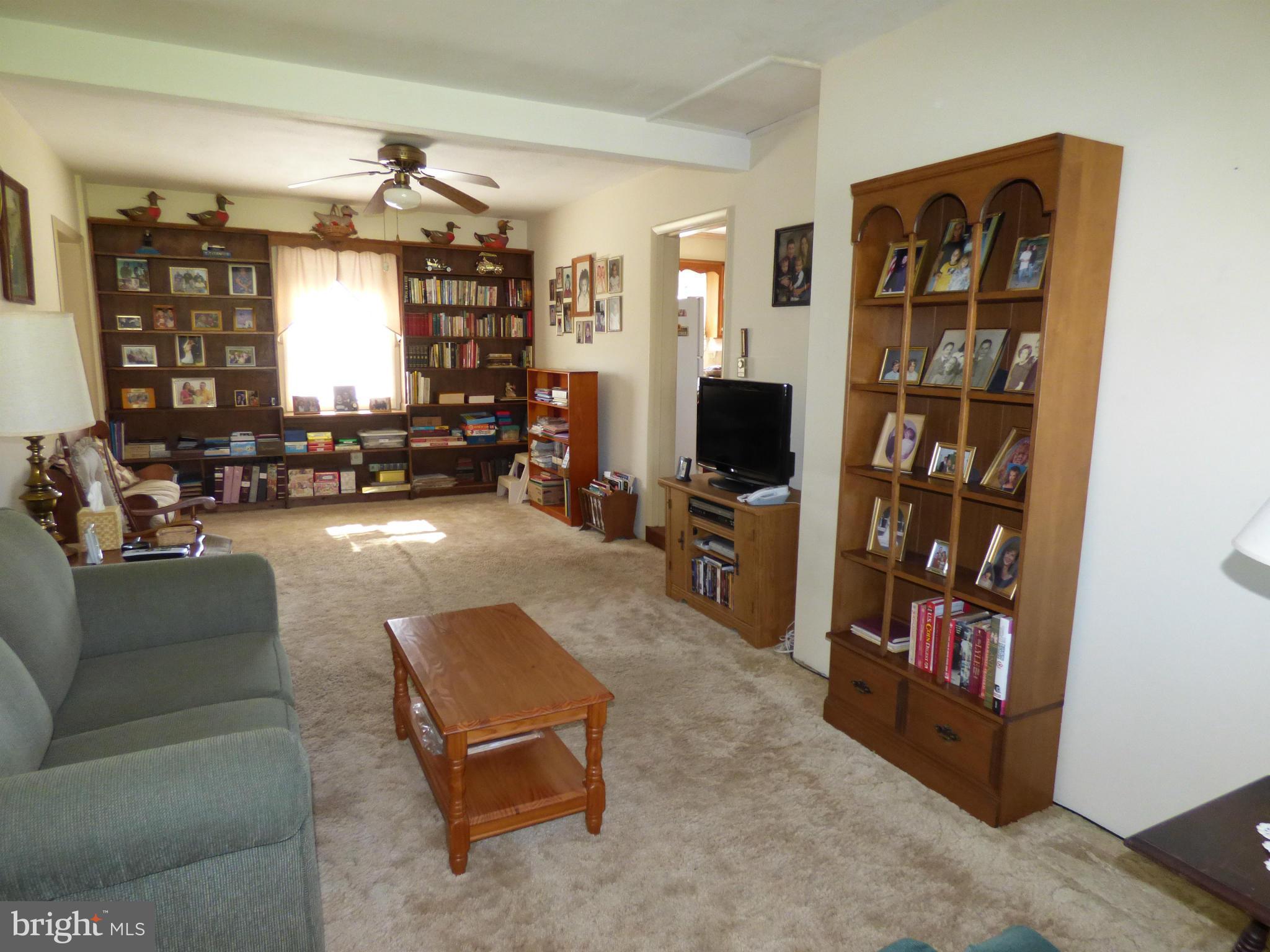 4983 Wentz Road Manchester, MD 21102 - Photo 8 of 21 Family Room with Built-in Bookcases