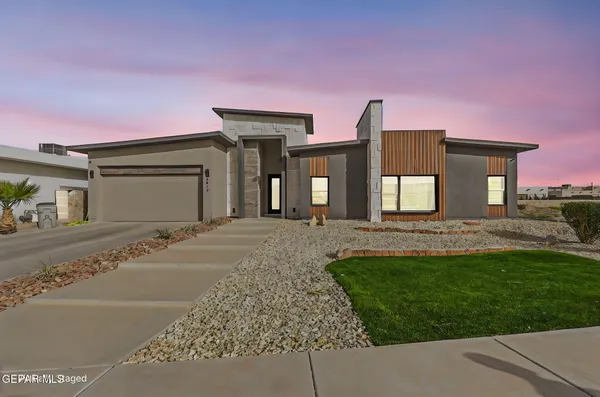 $575,000 | 5814 Juniper Creek, El Paso, TX 79932