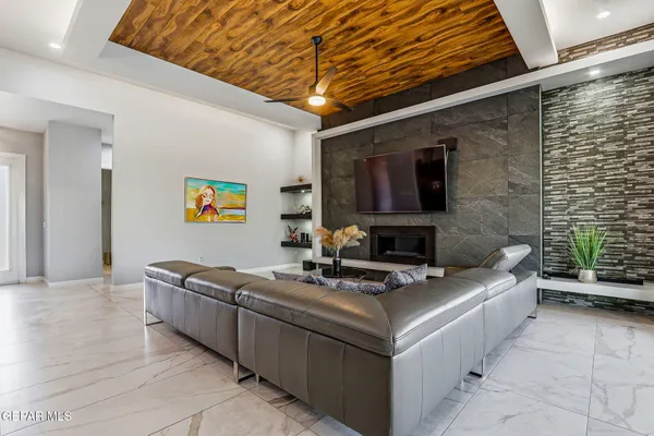 $575,000 | 5814 Juniper Creek, El Paso, TX 79932