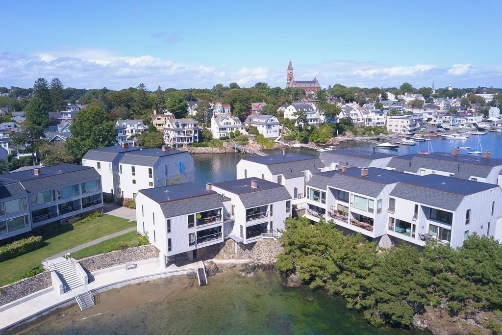 47 Independence Way, Unit A Marblehead, MA 01945 - Photo 1 of 19 Gallery Image 1