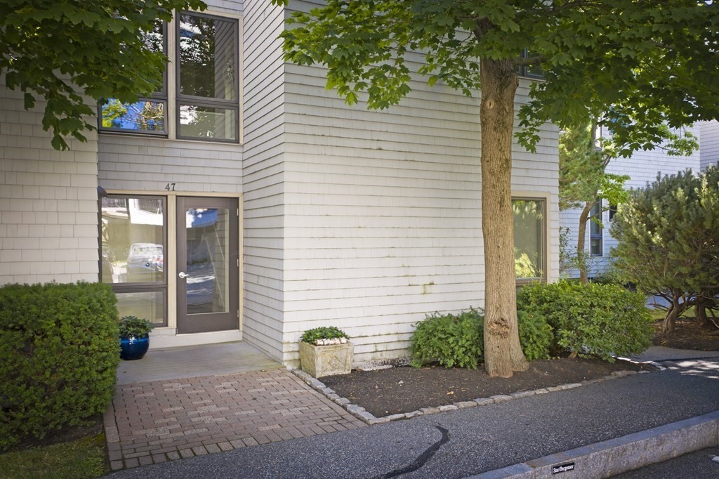 47 Independence Way, Unit A Marblehead, MA 01945 - Photo 7 of 19 Gallery Image 7