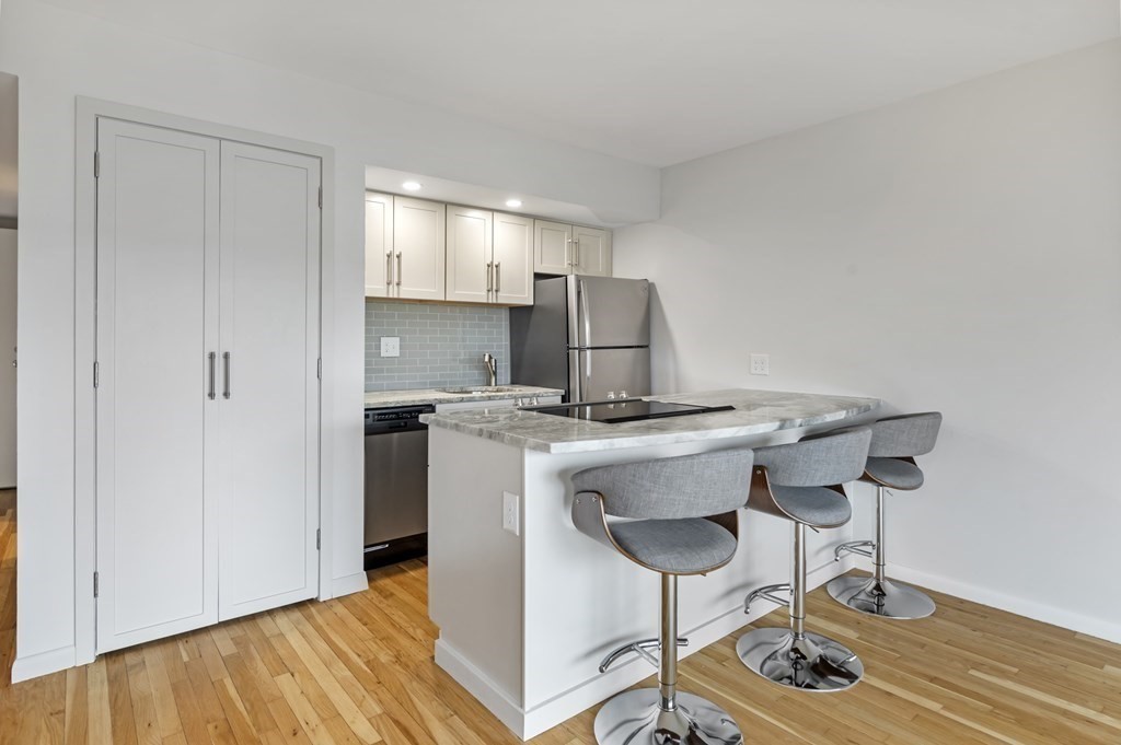 47 Independence Way, Unit A Marblehead, MA 01945 - Photo 8 of 19 Gallery Image 8