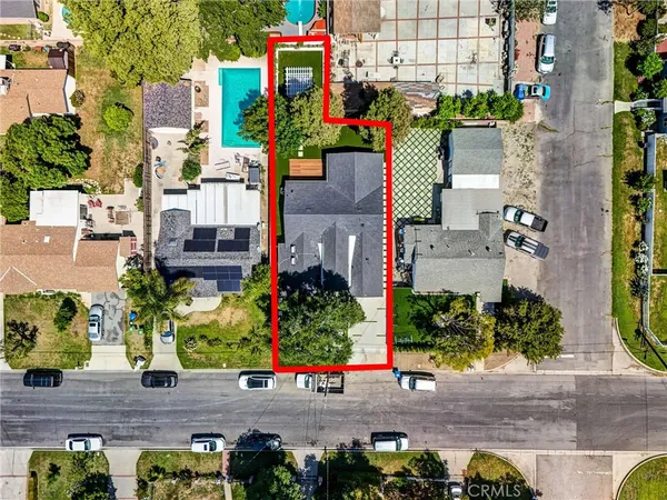 an aerial view of multiple house